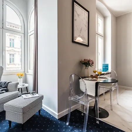 Serenity - Old Town By Friendly 4*