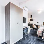 Aparthotel Serenity - Old Town By Friendly Poznan