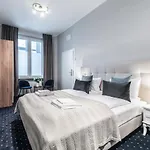 Serenity - Old Town By Friendly Aparthotel 4*