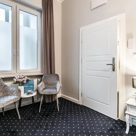 Serenity - Old Town By Friendly 3* Poznań