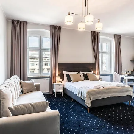 Serenity - Old Town By Friendly 4* Poznan