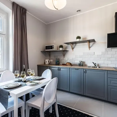 Serenity - Old Town By Friendly Hotel apartamentowy *