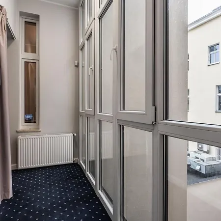 Serenity - Old Town By Friendly 3* Poznań