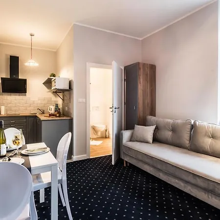 Serenity - Old Town By Friendly 4* Posen