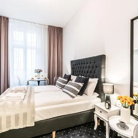 Serenity - Old Town By Friendly Hotel apartamentowy Poznań