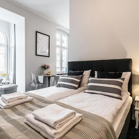 Serenity - Old Town By Friendly Hotel apartamentowy Poznań