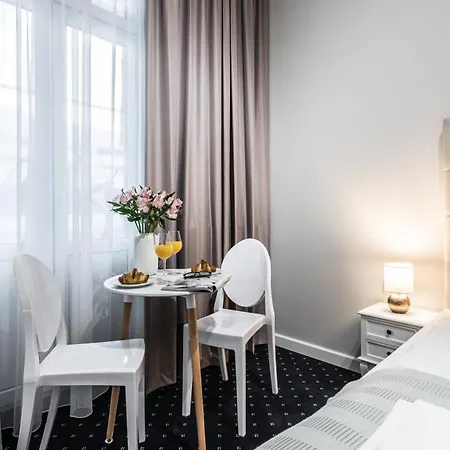 Apart Otel Serenity - Old Town By Friendly Poznan