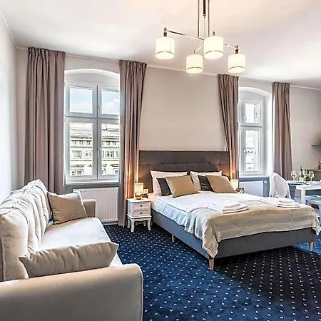 Aparthotel Serenity - Old Town By Friendly