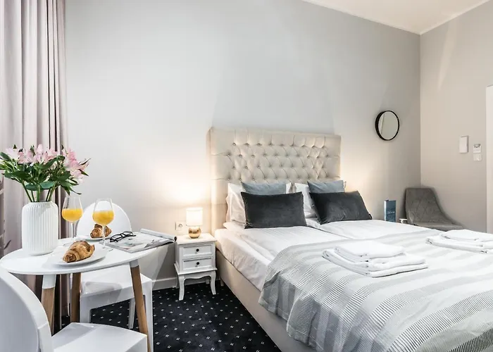 Serenity - Old Town By Friendly 4* Poznan