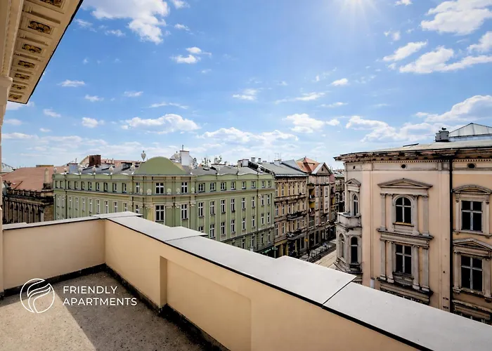 Apartahotel Serenity - Old Town By Friendly 4*