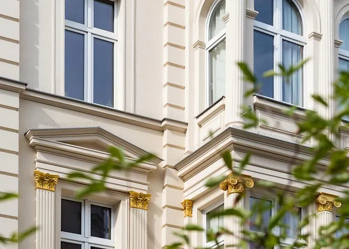 Serenity - Old Town By Friendly