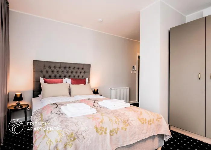 Serenity - Old Town By Friendly 4* פוזנן