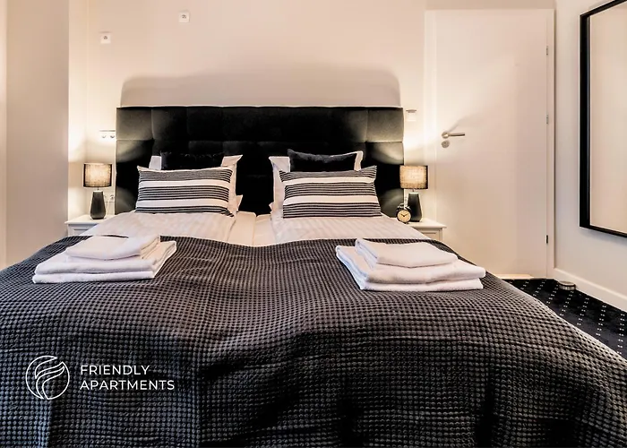 Aparthotel Serenity - Old Town By Friendly